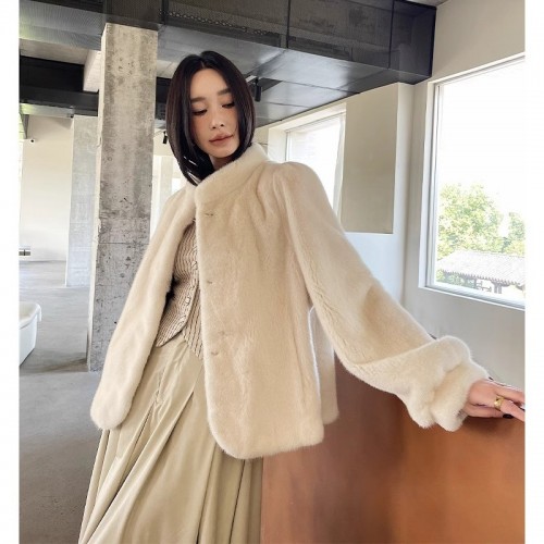 珍珠色