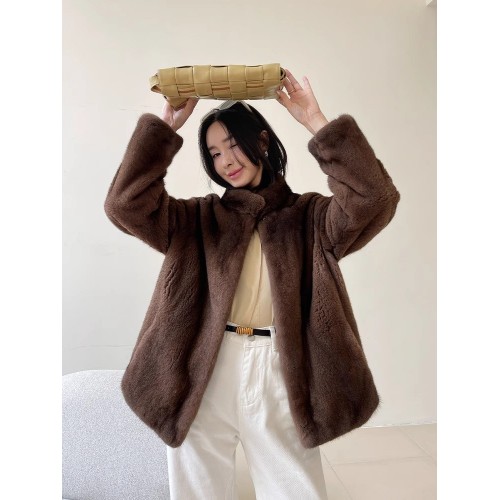 咖啡色
